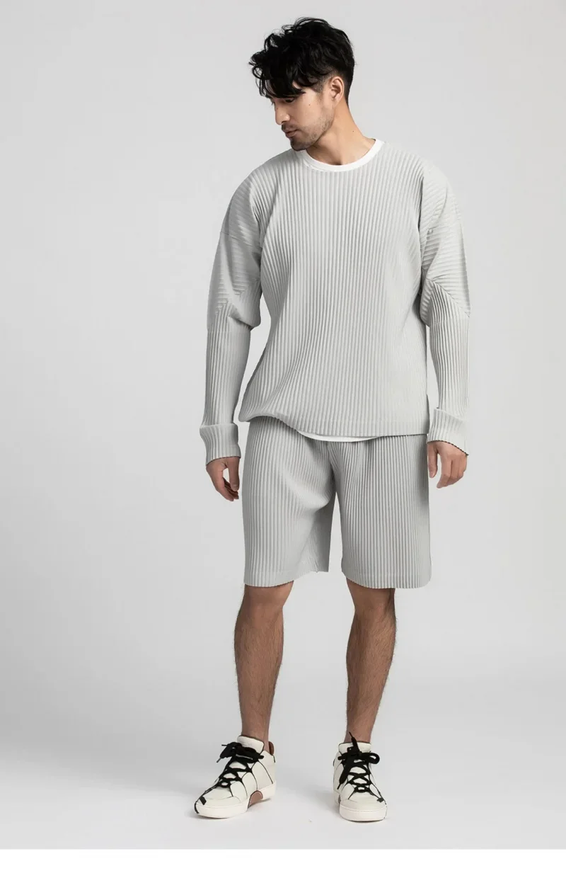 Miyake Pleated Shirt Men Long Sleeve T Shirt Casual Loose Fit Round Neck Tops Japanese Style Streetwear Breathable Pullover
