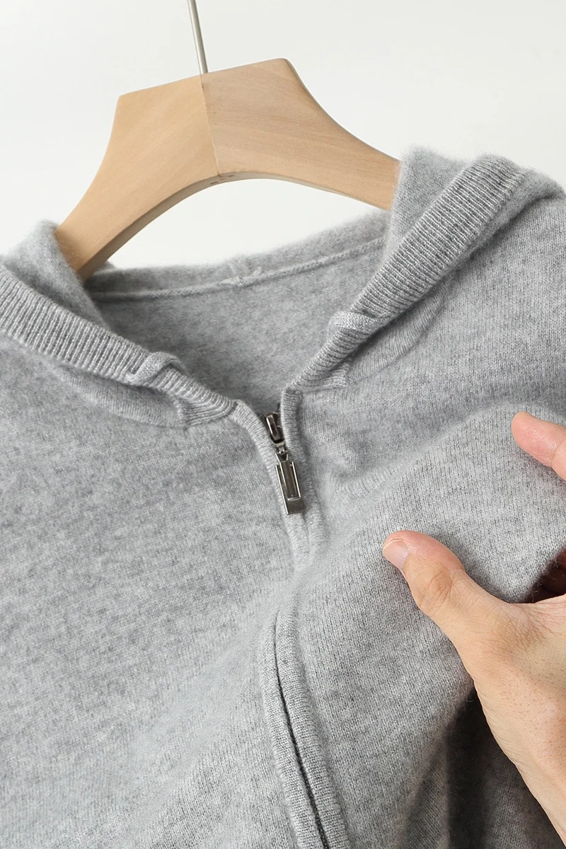 2025 New Men Knitted Plane Hooded Cardigan Cashmere Sweater Zipper Design Pocket Decoration High quality Thick Warmth Hoodie