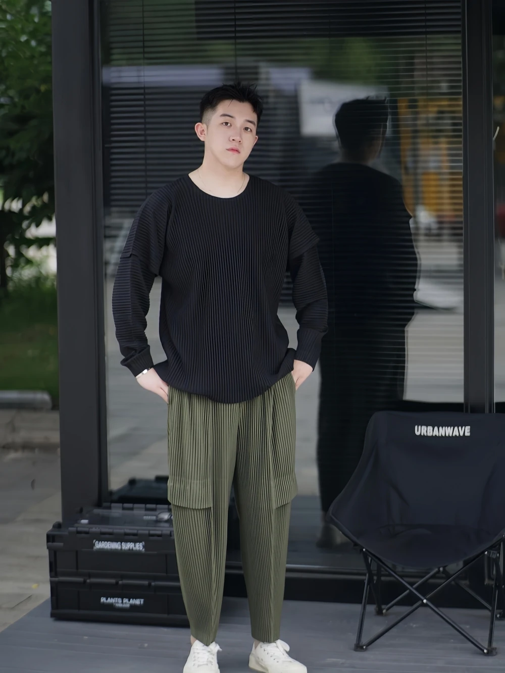 Miyake Pleated Man Loose Cargo Pants Nine-point Pants Fashion Casual Streetwear Miyake Pants