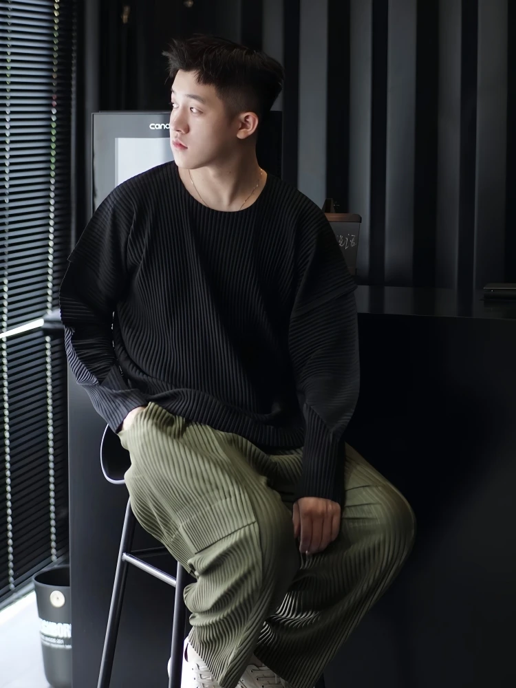Miyake Pleated Man Loose Cargo Pants Nine-point Pants Fashion Casual Streetwear Miyake Pants