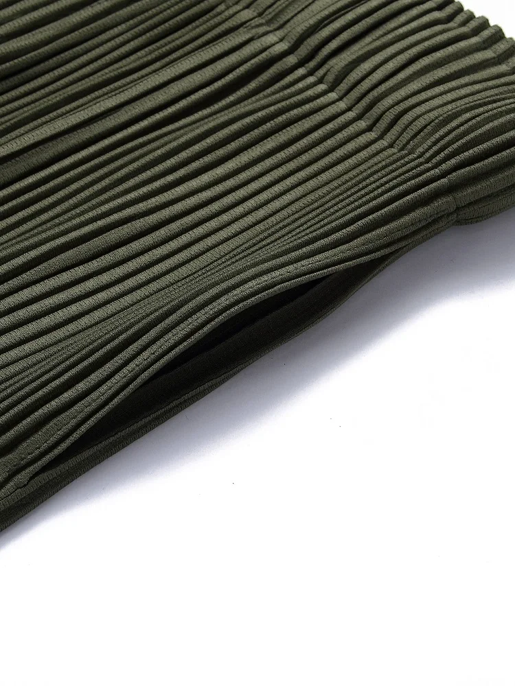 Miyake Pleated Man Loose Cargo Pants Nine-point Pants Fashion Casual Streetwear Miyake Pants