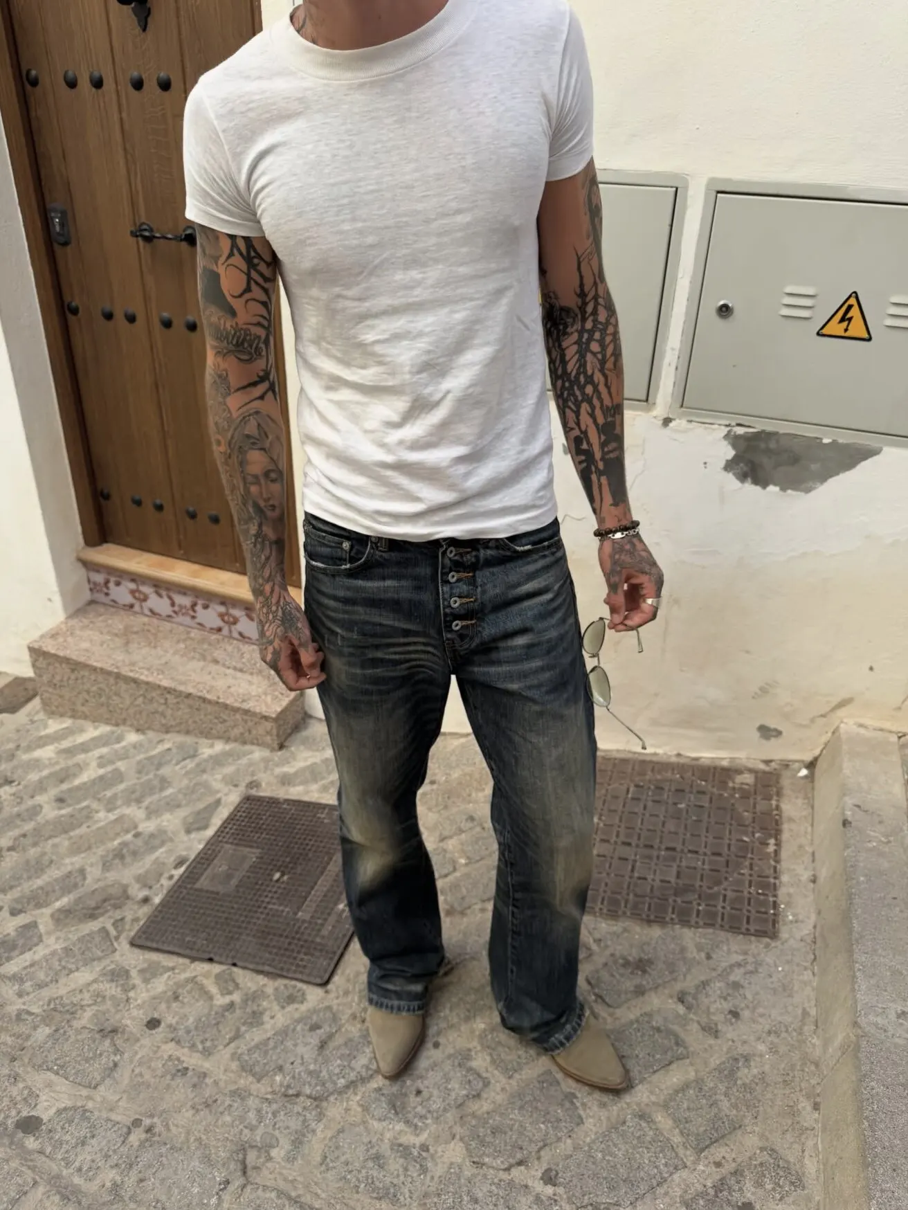 Button‑Fly Cat‑Whisker Pleated Indigo Selvedge Bootcut Jeans