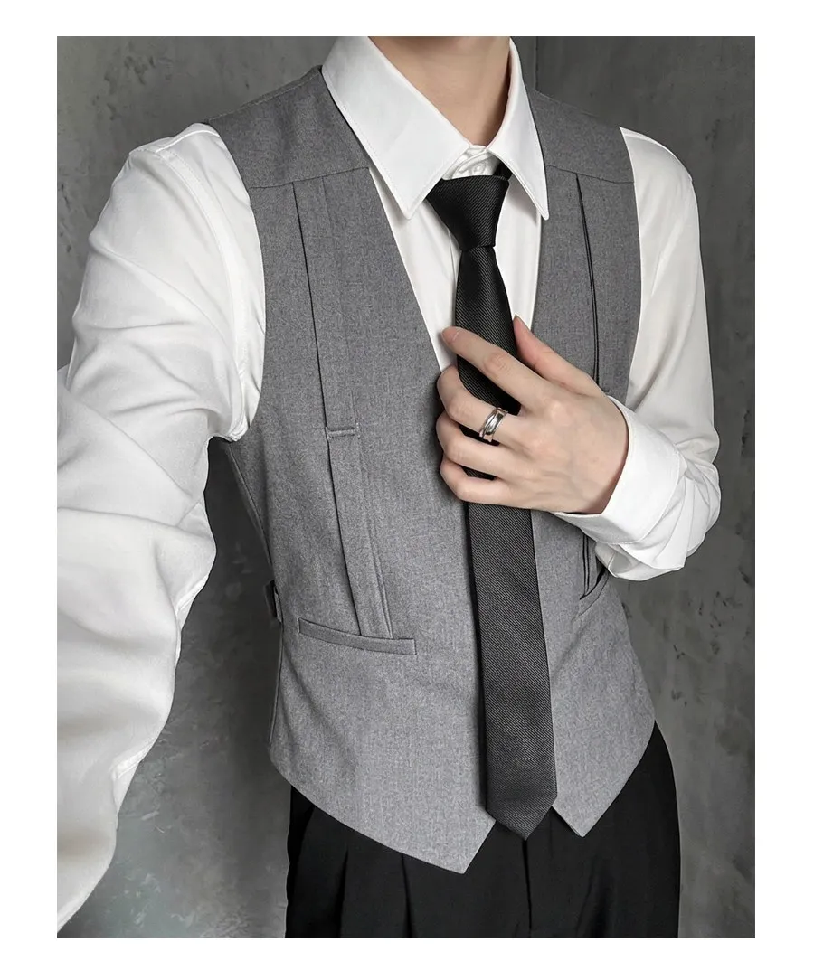 British Style Shoulder Strap Decoration Suit Vest for Men V-neck Casual Business Waistcoat Party Waiter Wedding Uniform Vests