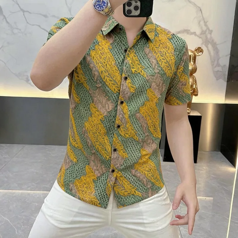 2026 Summer Retro Printed Shirt Men's Short Sleeved T-shirt Elastic Ice Silk Slim Breathable Casual Business Shirt Men Clothing