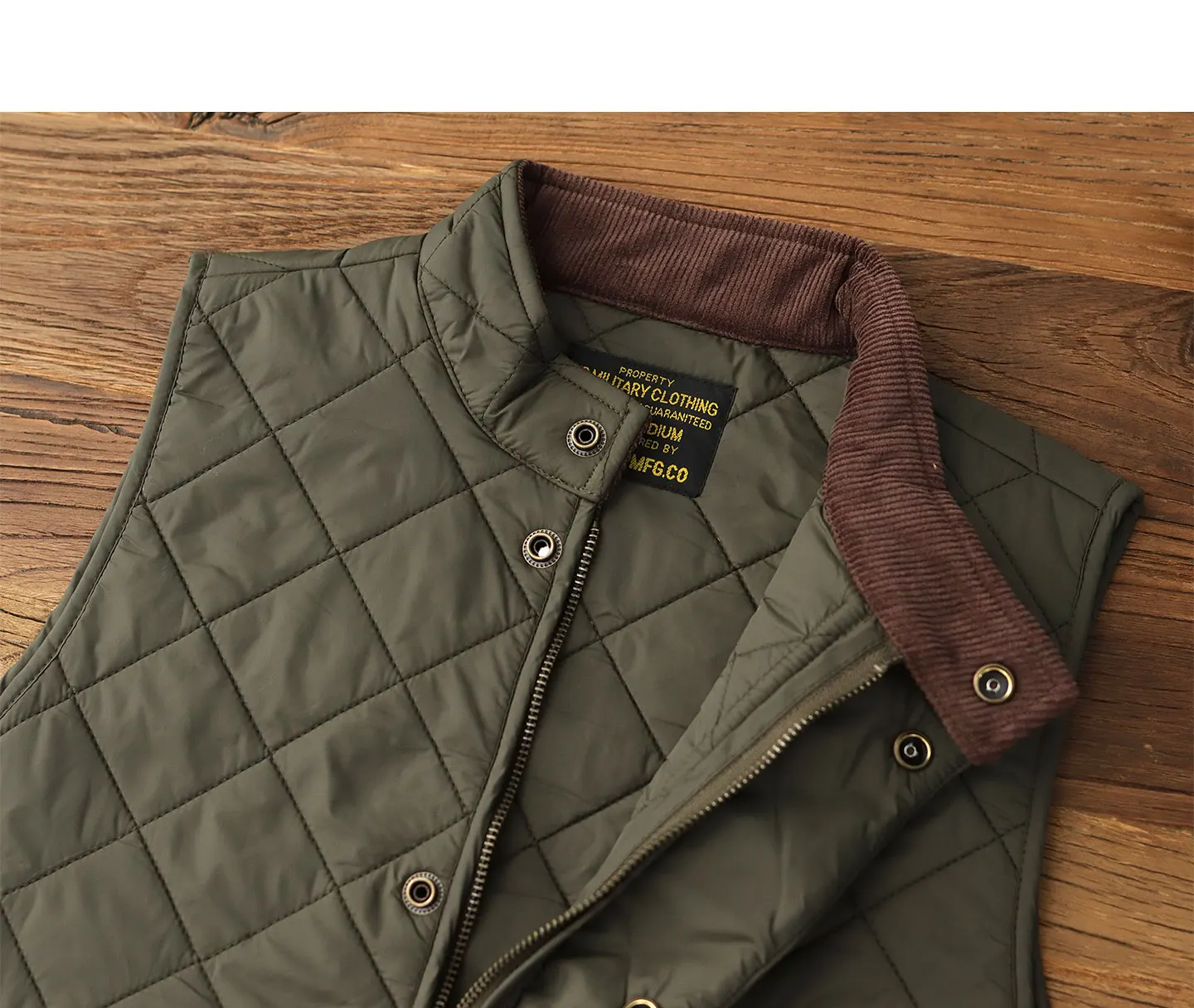 2026 Winter New American Retro Long Sleeve Dom Quilted Vest Men's Polo Style 100% Polyester Thick Casual Multi-pocket Jacket