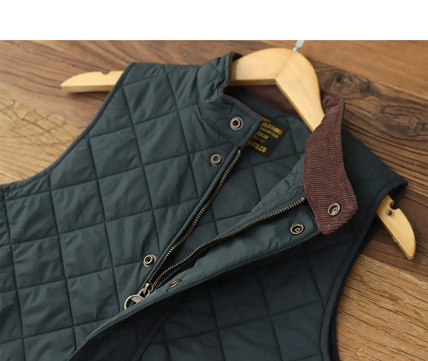 2026 Winter New American Retro Long Sleeve Dom Quilted Vest Men's Polo Style 100% Polyester Thick Casual Multi-pocket Jacket
