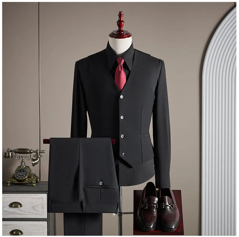 High-quality, Fashionable and Stylish Plus-size Men's Solid-color Suit Set, Men's Three-piece Set, One-button Casual Suit