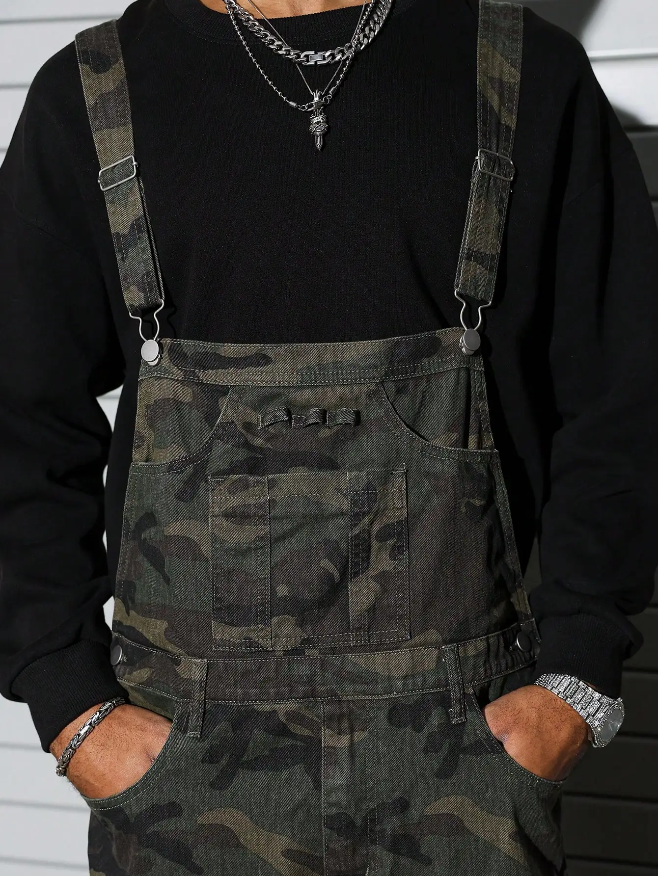 Men's Camouflage Loose Bib Jumpsuit with Multiple Cargo Pockets, Distressed Vintage Grunge-Style Camo One-Piece Overalls