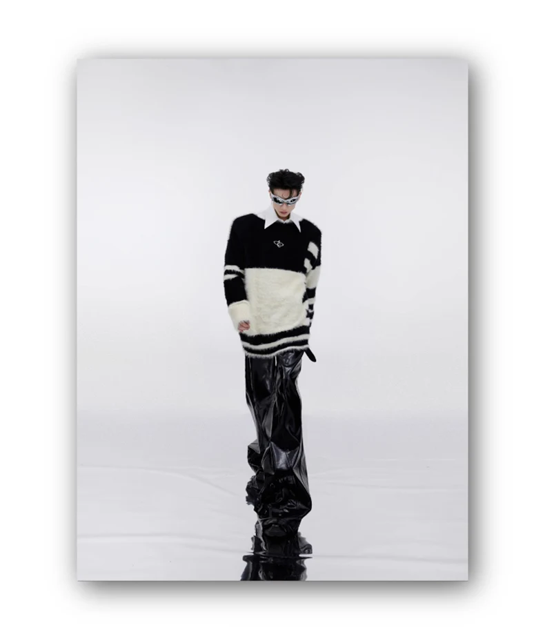 Mauroicardi Spring Autumn Cool Black Shiny Reflective Pu Leather Flare Pants for Men High Quality Trousers Mens Designer Clothes