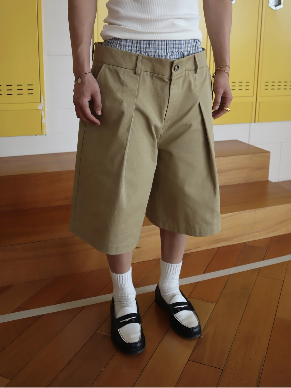 Mauroicardi Spring Summer Plaid Patchwork Khaki Shorts for Men Double Waist Knee Length Pants Luxury Designer Emo Clothes 2025