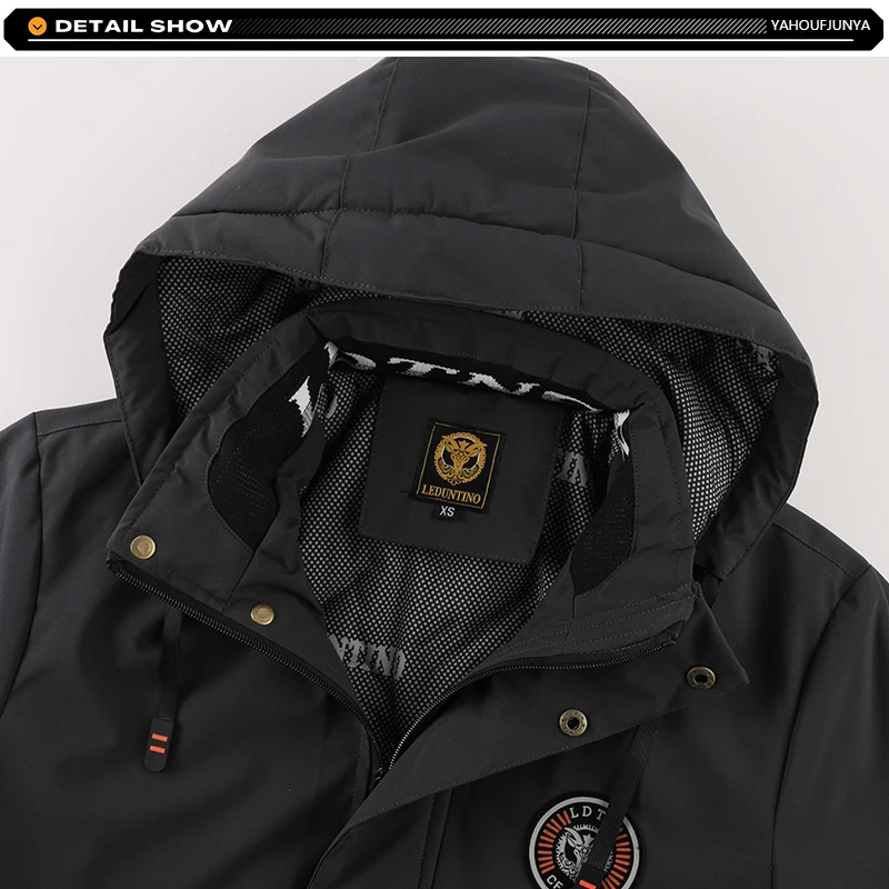 Winter Men Outdoor Windbreak Warm Travel Jacket Men Hooded Casual Fashion Sport Waterproof Climbing Trekking Jacket Male Coat