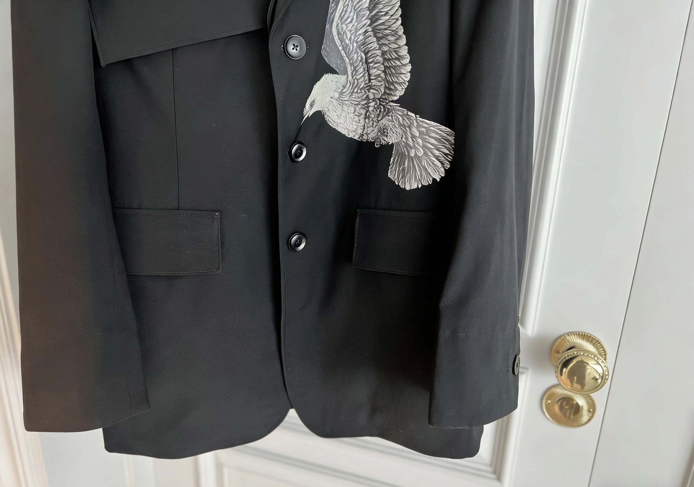 TOP-YAMAMOTO's original design of a black casual jacket made of dove wool suit
