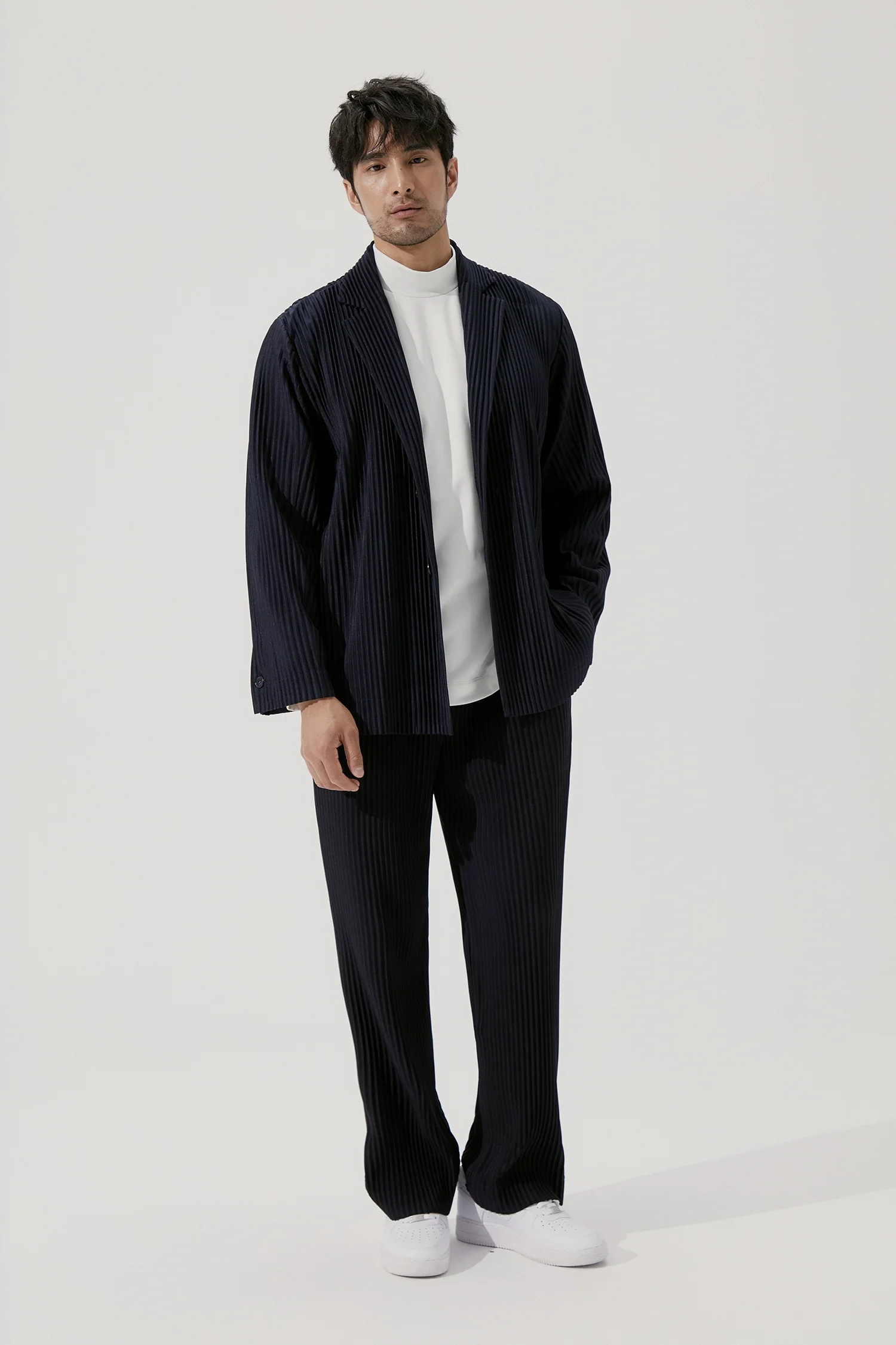 Miyake Pleated Pants For Men Casual Pants Men Japanese Streetwear Men Fashion Japanese Style Trousers Baggy Pants Wild Trousers