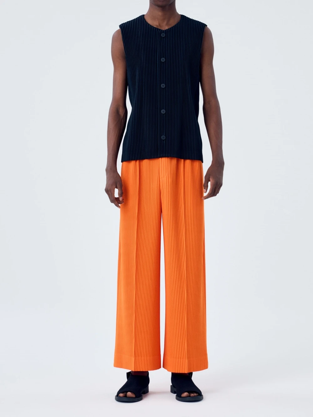 Miyake Pleated Wide Leg Pants Men Elastic Waist Straight Trousers With Side Pockets Wrinkle Resistant Japanese Minimalist