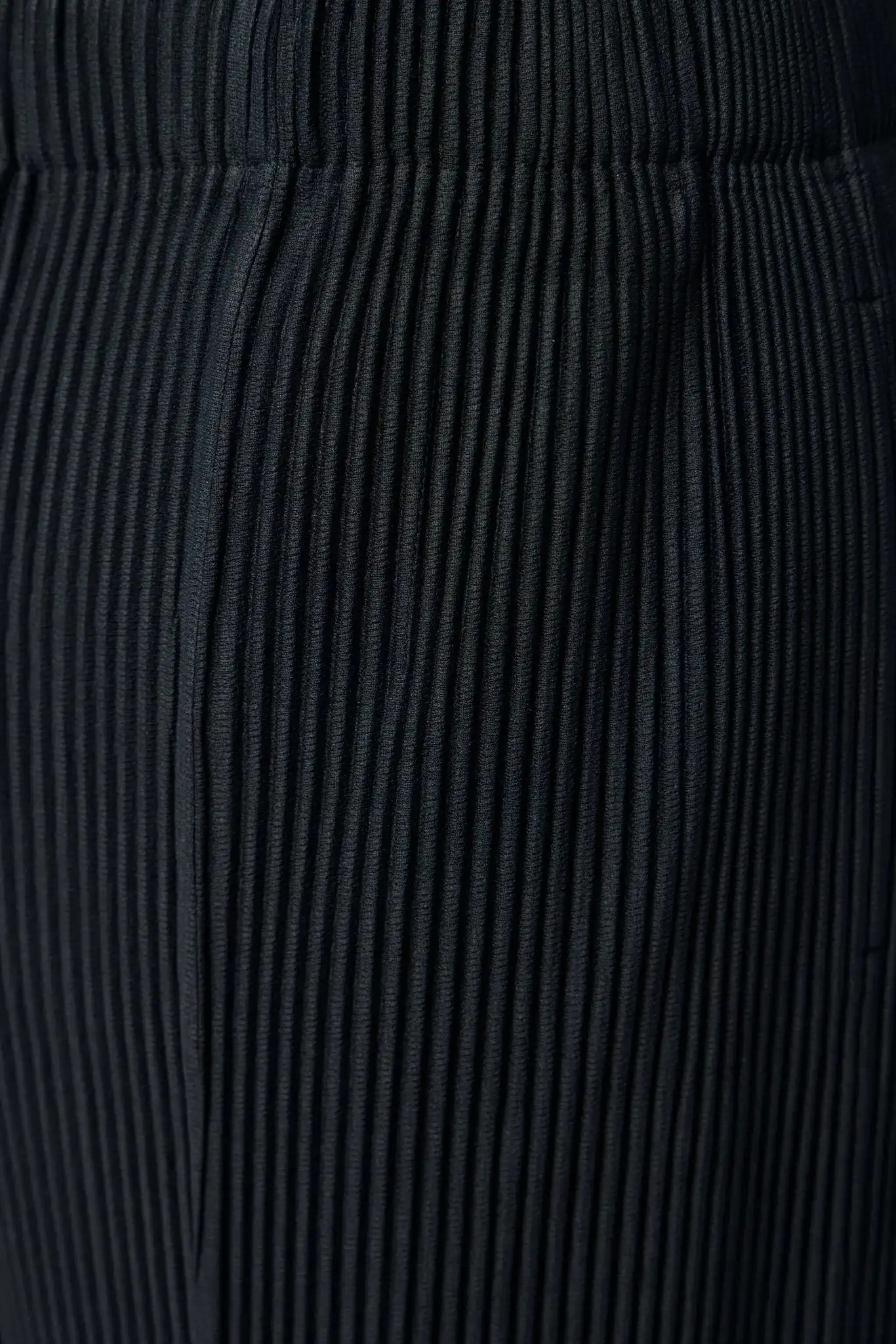 Miyake Pleated Wide Leg Pants Men Elastic Waist Straight Trousers With Side Pockets Wrinkle Resistant Japanese Minimalist