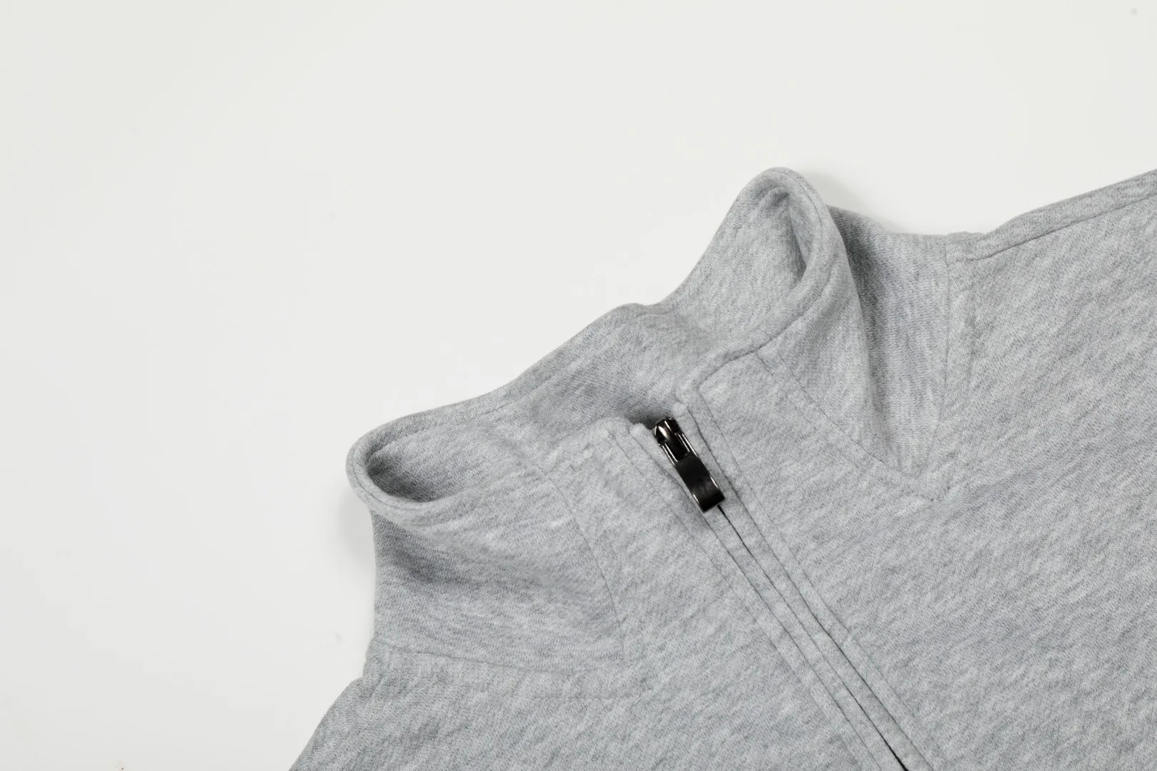 men's hoodies and sweatshirts Embroidered Half Zipper Collar polo men's hoodies and sweatshirts old money style Man hoodie
