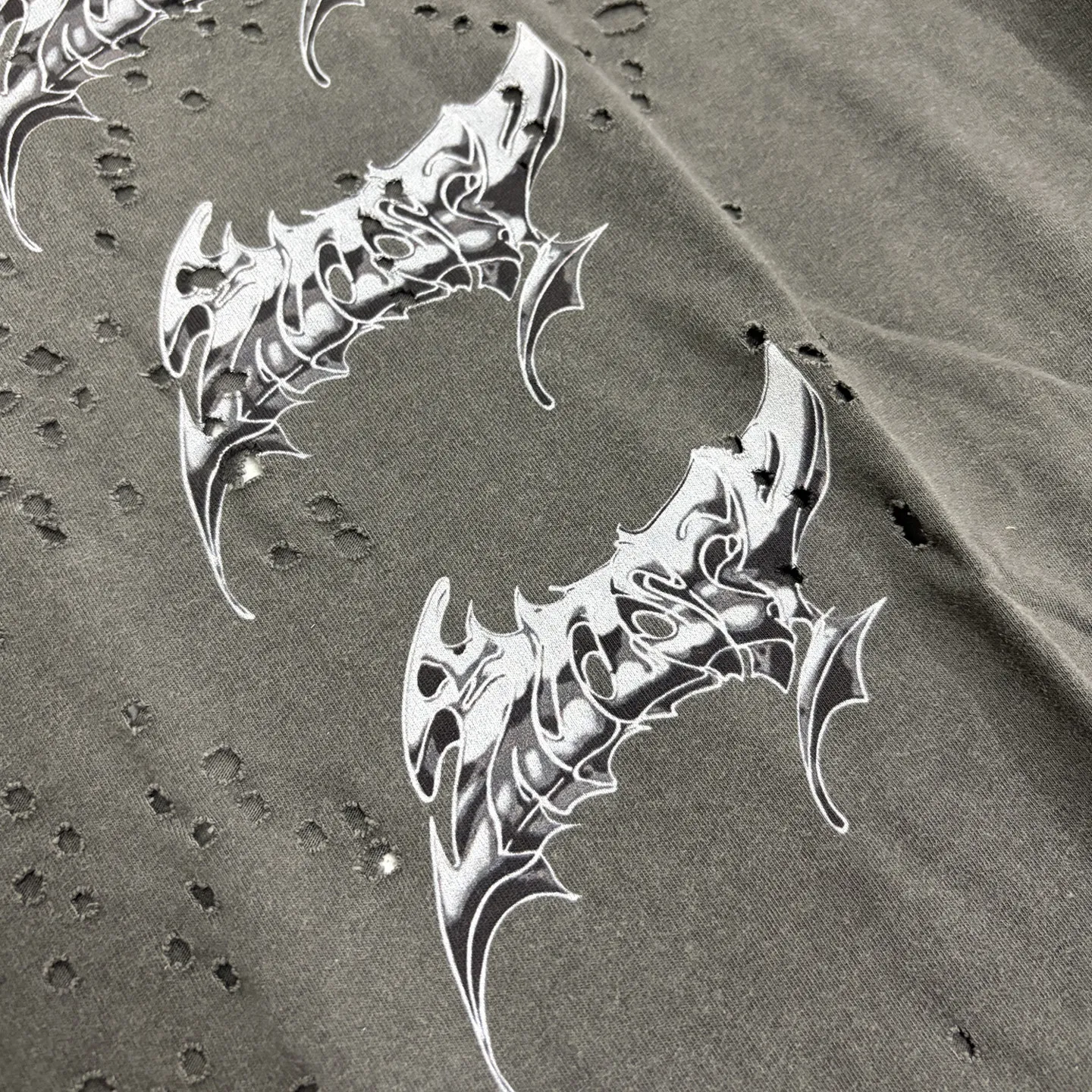 Satisfy MothTech T-Shirt Black Old Ripped Liquid Font Printed Short Sleeve T-Shirt