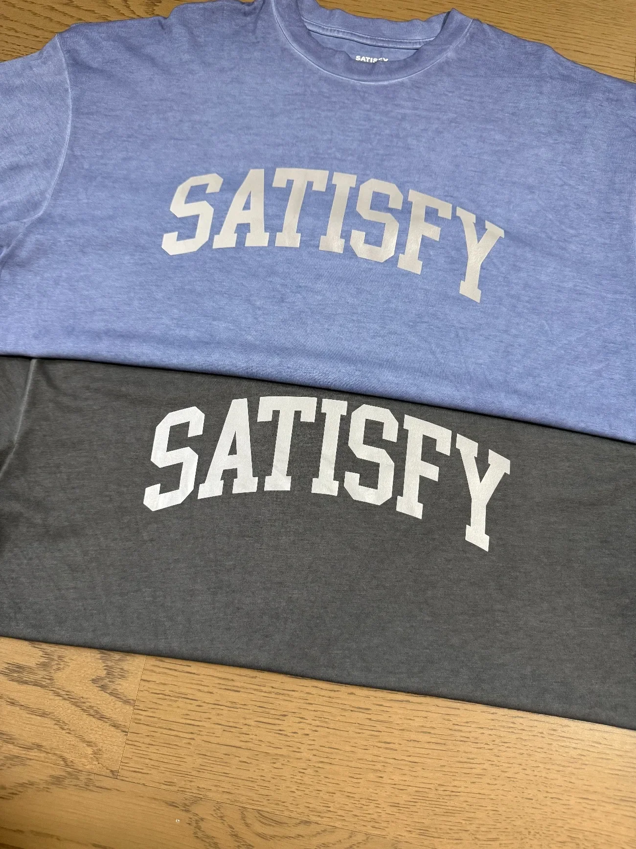 Satisfy Running AuraLite South French Washed Batik Jogging Cross Country Alphabet T-Shirt