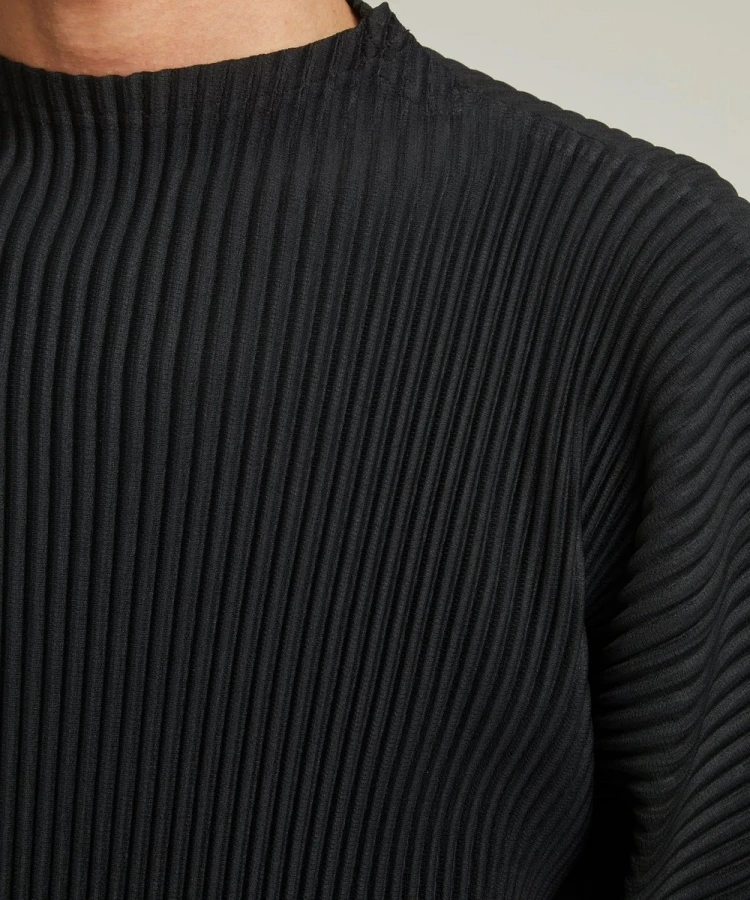 Miyake Japanese Pleated Mock Neck T Shirt Men New Short Sleeve Casual Top