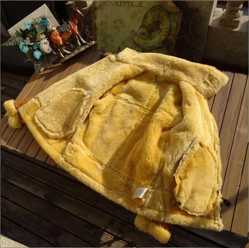 Vintage Real Fur Men Winter Warm Wool Genuine Leather Motorcycle Jacket Slim Fit Turndown Collar Classic Pilot Shearling Coat