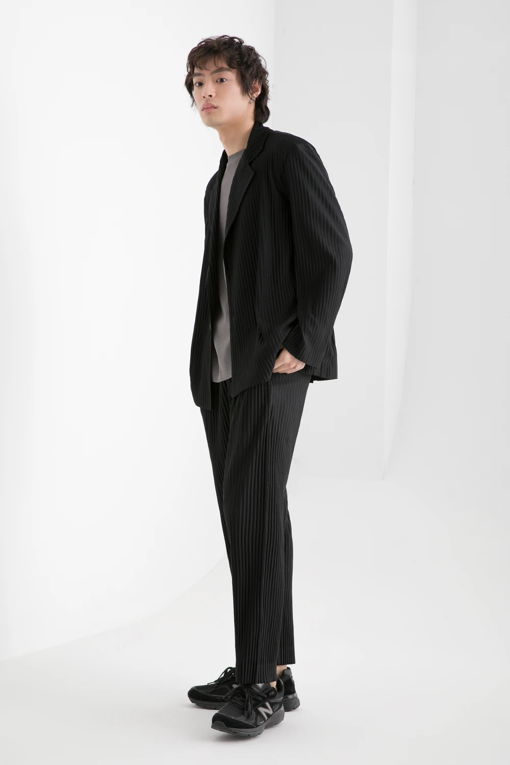 Miyake Pants for Men Straight Pants Casual Fashion Trousers Loose Korean Style Pants Men Clothing Bottoms