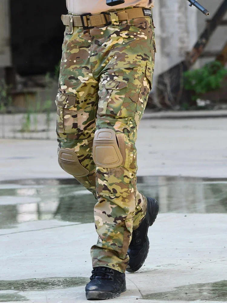 Camo Tactical Pants Training Wear-resistant Multi-pocket Work Pants Men Waterproof Cargo Pants Men Hiking Pants Cargo Pant +Pads