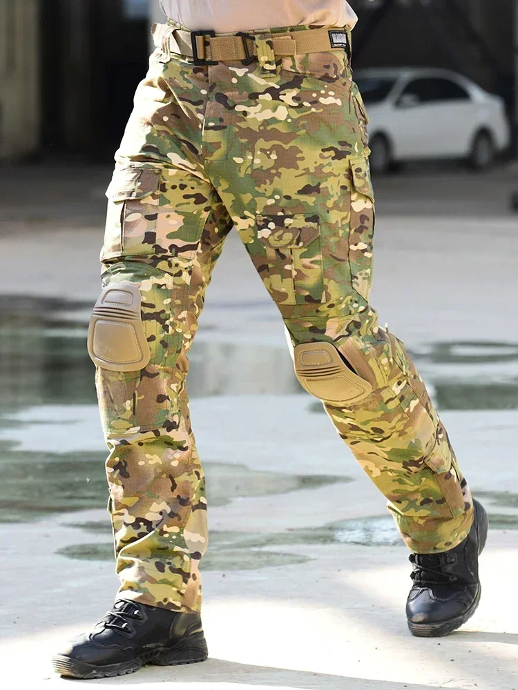 Camo Tactical Pants Training Wear-resistant Multi-pocket Work Pants Men Waterproof Cargo Pants Men Hiking Pants Cargo Pant +Pads