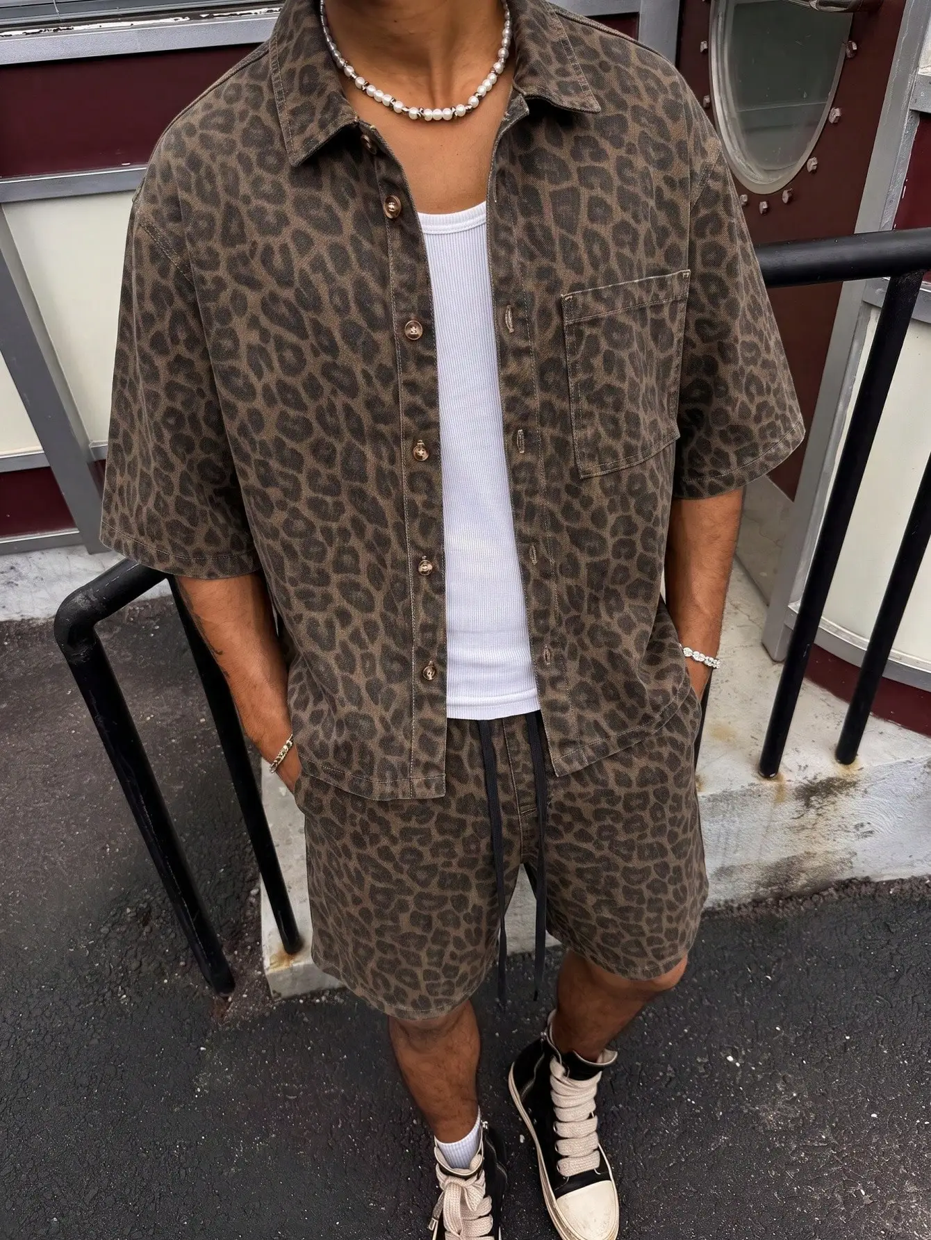 Men's Vintage Brown Leopard Print 2-Piece Set: Short Sleeve Collared Shirt & Drawstring Shorts Streetwear Matching Outfit