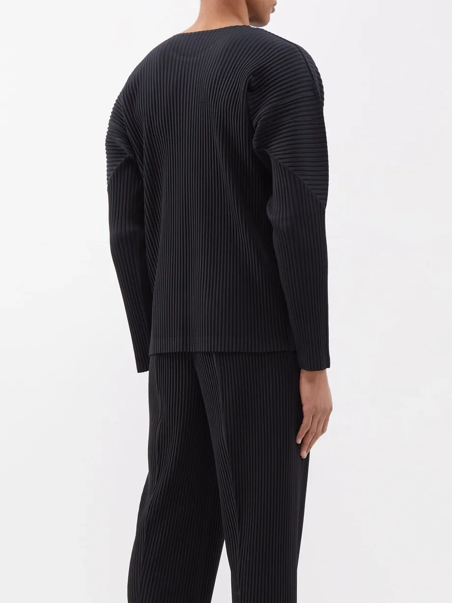 Miyake Pleated Long Sleeve T Shirt Men Loose Casual Round Neck Top Japanese Fashion Daily Wear