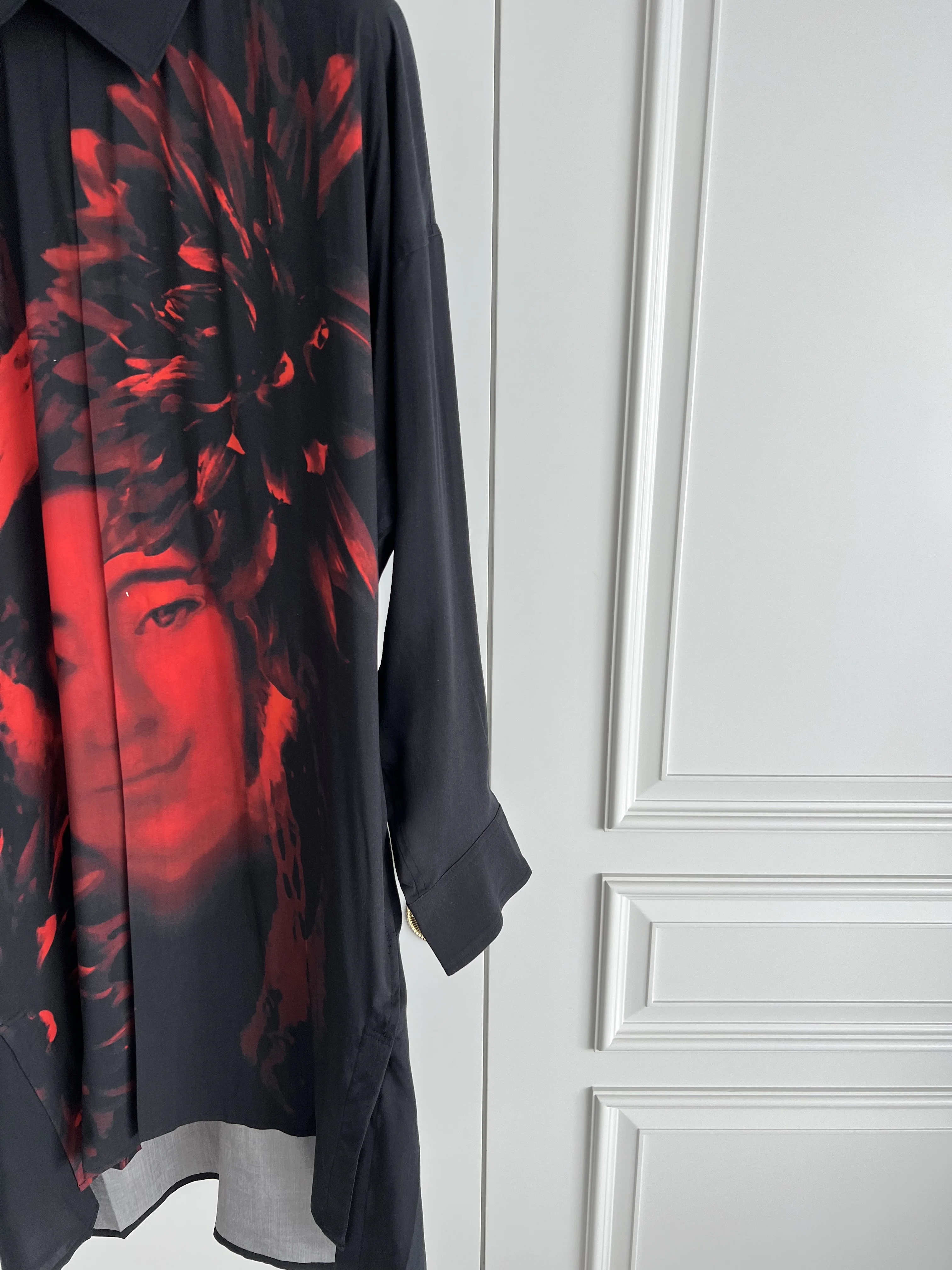 TOP-YAMAMOTO's original design Paris show women's portrait with print and shirt for men
