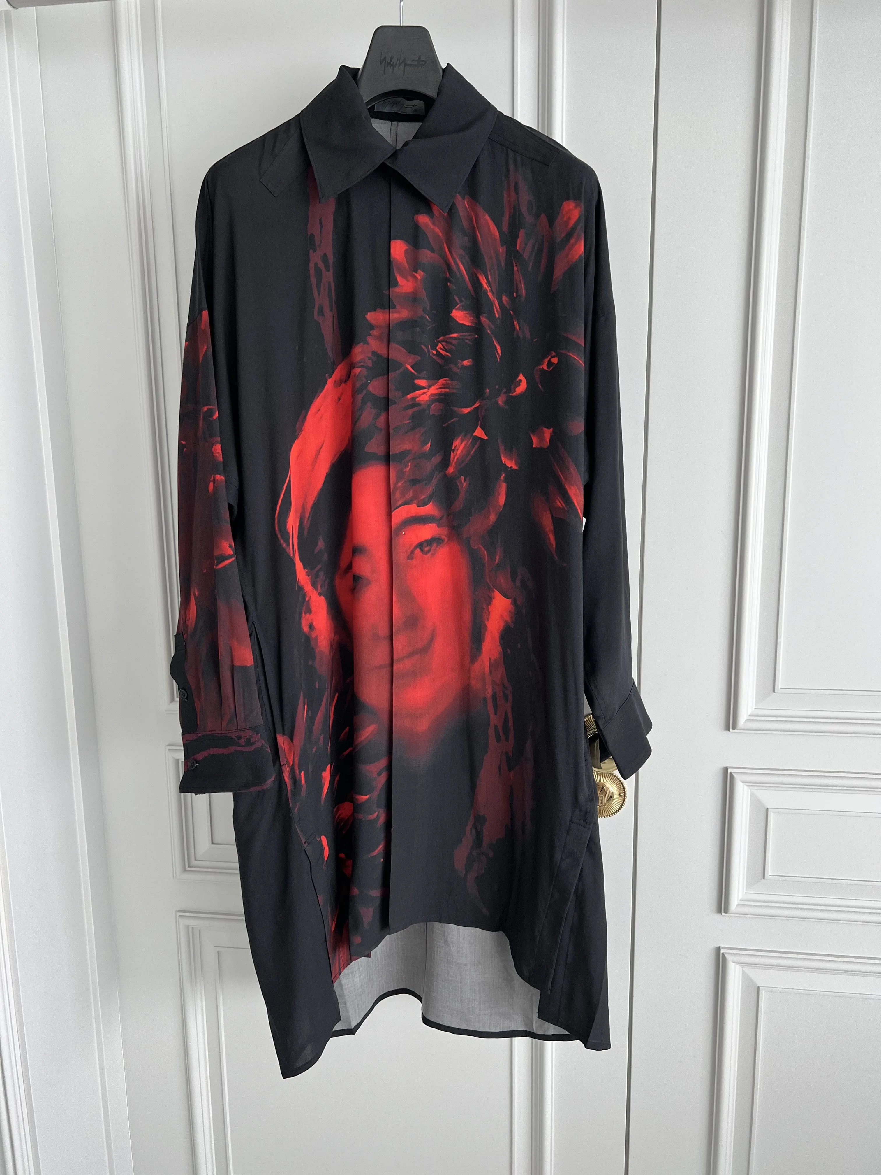 TOP-YAMAMOTO's original design Paris show women's portrait with print and shirt for men