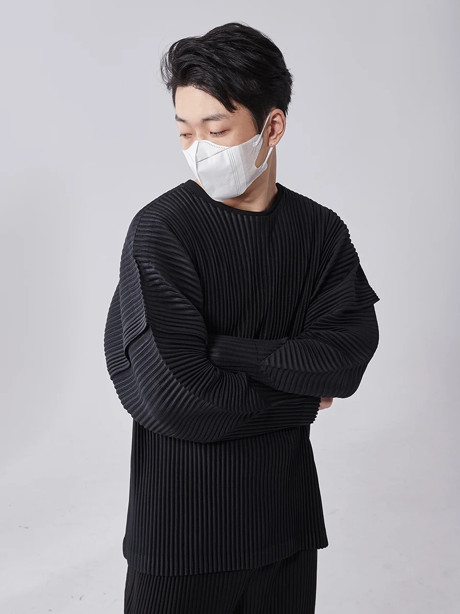 Miyake Pleated T-shirts Stitching Long Sleeve Round Neck Shirt Top Fashion Casual Loose Shirts Men Clothing