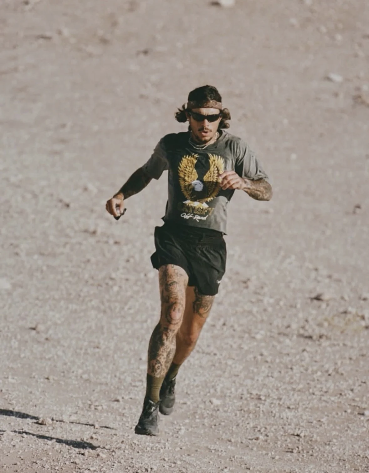 Satisfy running Desert Rats 001 drop shirt
