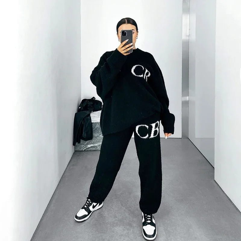 Black White Couple Sweaters High Quality Jacquard CB Knitted Sweatshirts Fashion Oversize Round Neck Pullover Men Women Pants