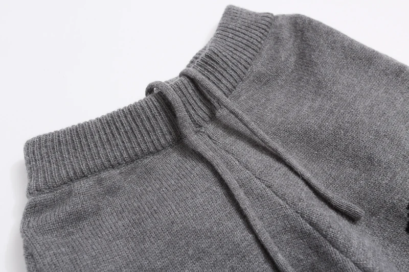 Black White Couple Sweaters High Quality Jacquard CB Knitted Sweatshirts Fashion Oversize Round Neck Pullover Men Women Pants