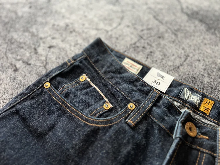 High Quality American Retro Slim Straight Denim Jeans Washed Desizing Brushed 100% Cotton Red Selvedge Denim Pants for Men