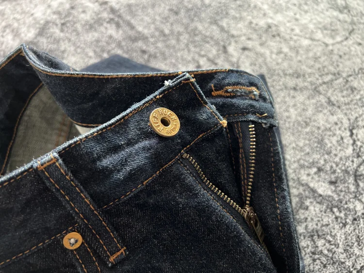 High Quality American Retro Slim Straight Denim Jeans Washed Desizing Brushed 100% Cotton Red Selvedge Denim Pants for Men