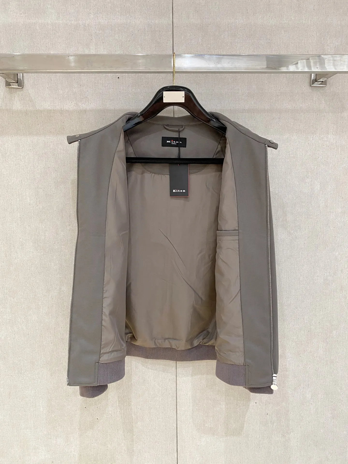 Kiton stand-up neck zip-up classic men's jacket
