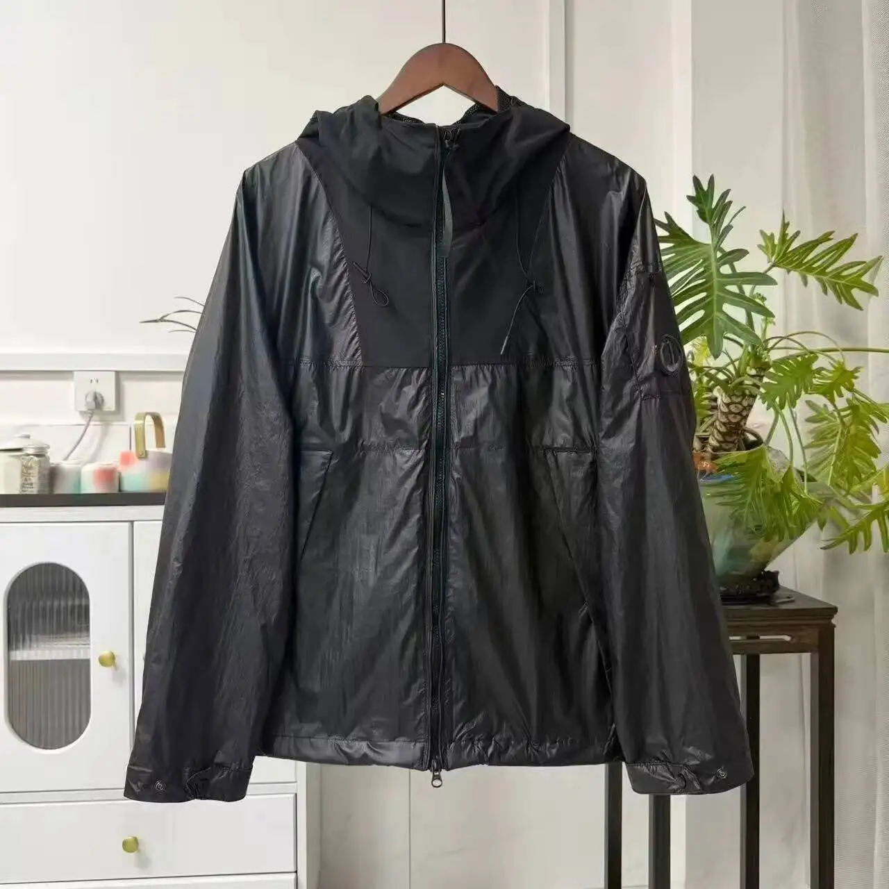 Style Men's Hooded Windproof Coat - Sleeve Lens Details, Professional Nylon Material. Zippered Street Fashion Outerwear.