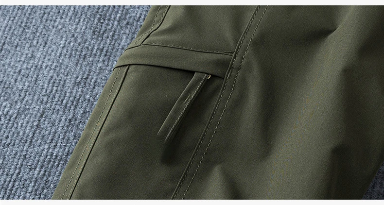 Men Fleece Lined Cargo Pants Winter Outdoor Loose Straight Softshell Hiking Pants Autumn Winter Thick Windproof Snow Trousers