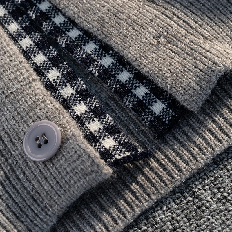New Autumn and Winter Men's Knitted Sweater Cardigan Versatile Base Fake Two-Piece Jacket Fashionable Casual Men's Clothing Tops