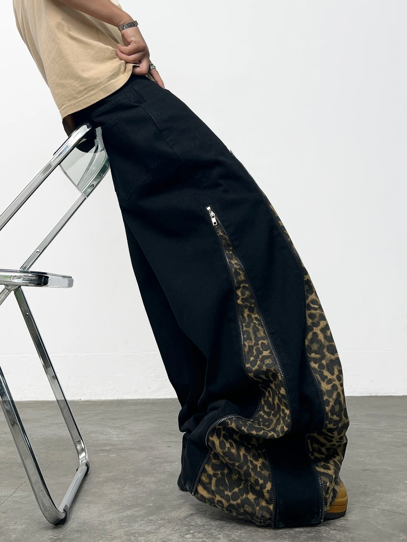 Men's Jeans Versatile Streetwear Wide Pants, Trendy Y2K Leopard Print Patchwork Men's Casual Trousers,Suitable For All Seasons