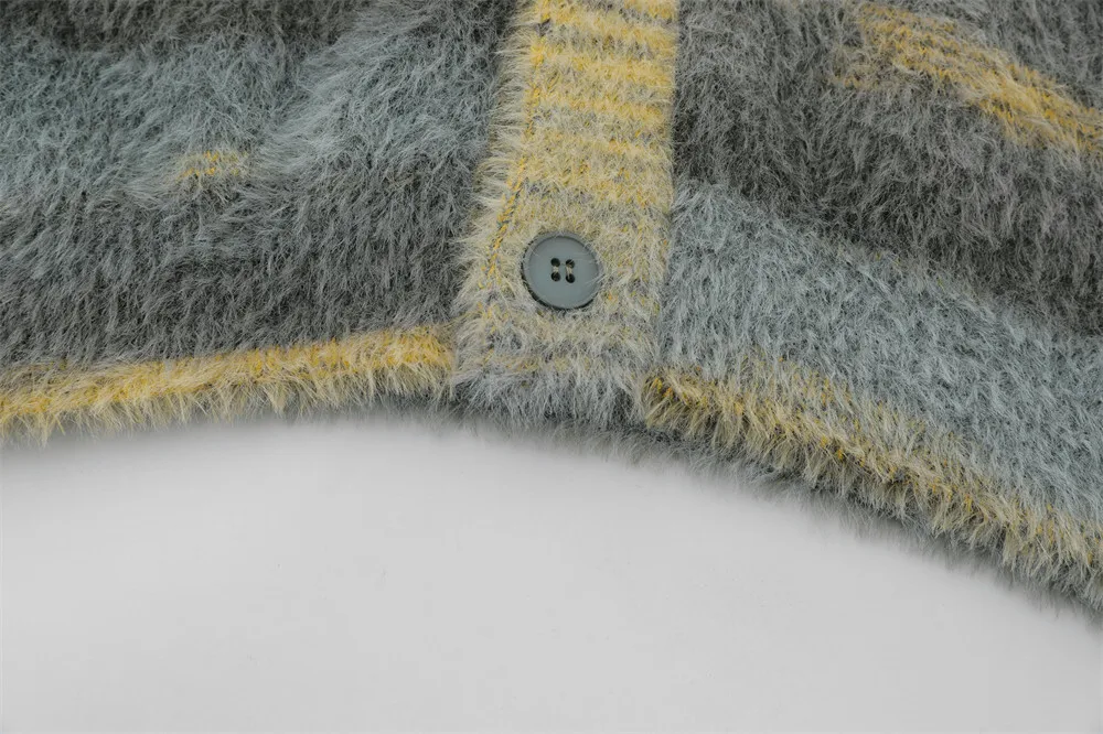 Hip Hop Striped Plush Thickened Men's Cardigan V-neck Fashionable Casual Loose Sweater Couple Streetwear Loose Knit