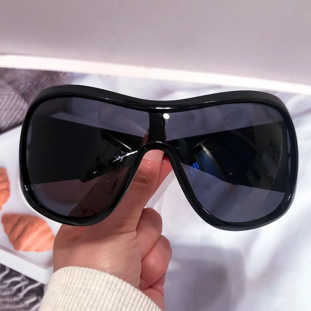 One Piece Oversized Y2K Sunglasses for Women Men Vintage Square Shield Gradient Hip Hop Sun Glasses Female Sexy Driving Shades