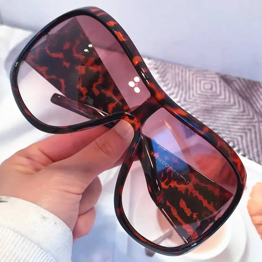 One Piece Oversized Y2K Sunglasses for Women Men Vintage Square Shield Gradient Hip Hop Sun Glasses Female Sexy Driving Shades