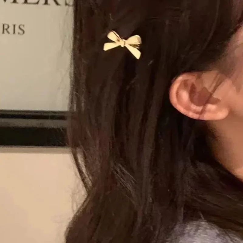 6Pcs/set of Women's New Golden Bow Mini Hairpins, Sweet and Cool Girl Bangs Hairpins and Hair Accessories