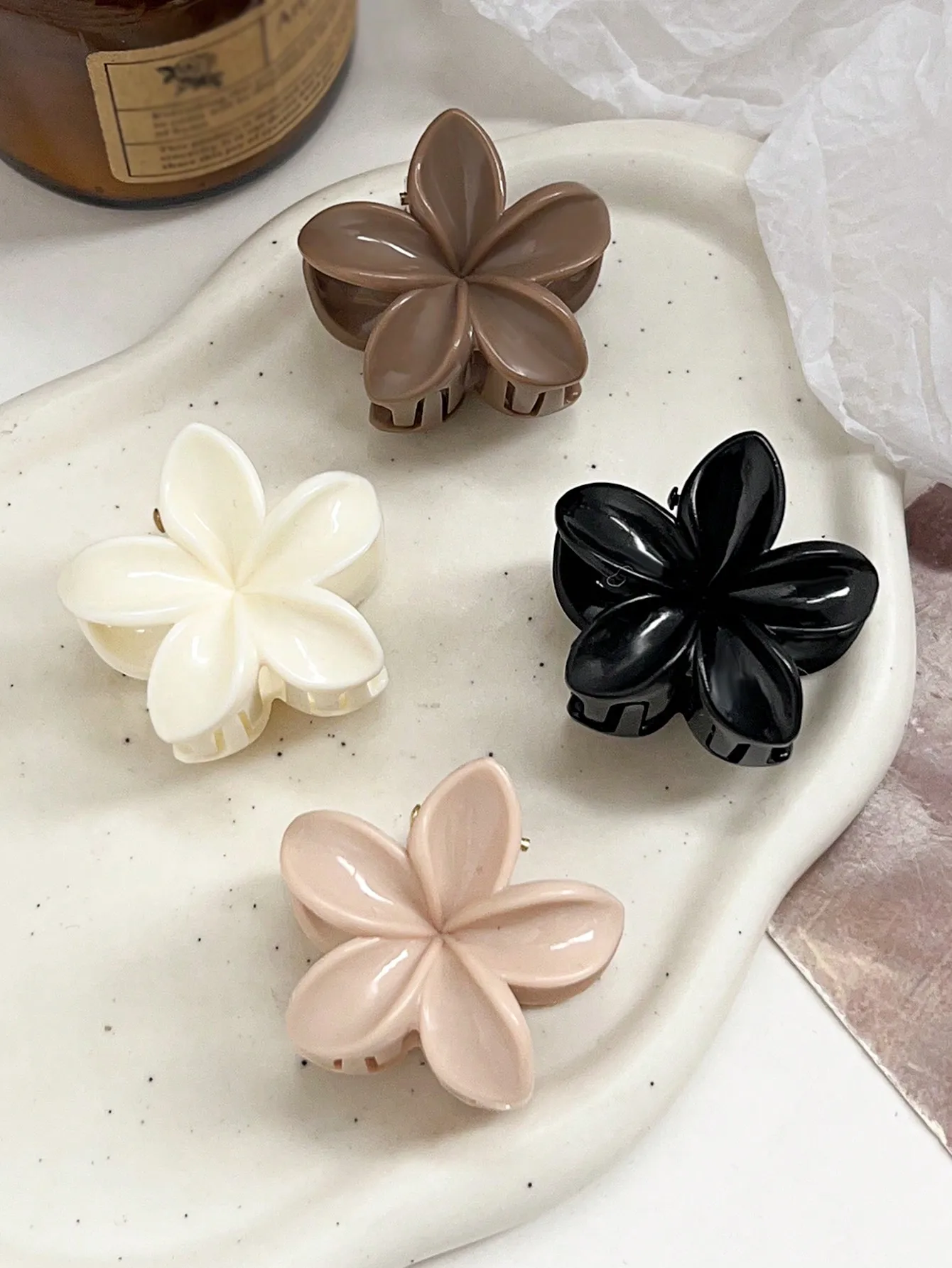 4Pcs Multicolor Flower Hair Claw Clips for Women Girls Nonslip Cute Fashion Hair Accessories Small Hairpin Crab Barrette Style