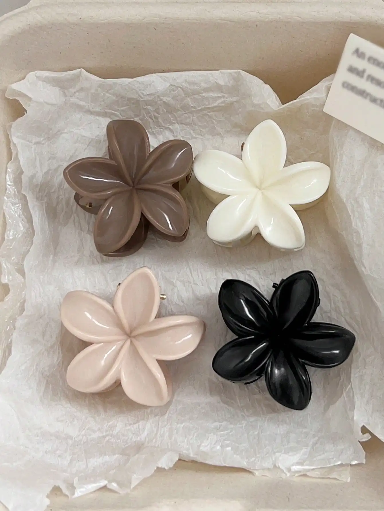 4Pcs Multicolor Flower Hair Claw Clips for Women Girls Nonslip Cute Fashion Hair Accessories Small Hairpin Crab Barrette Style