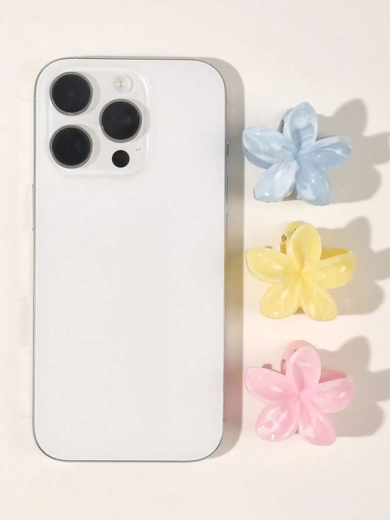4Pcs Multicolor Flower Hair Claw Clips for Women Girls Nonslip Cute Fashion Hair Accessories Small Hairpin Crab Barrette Style