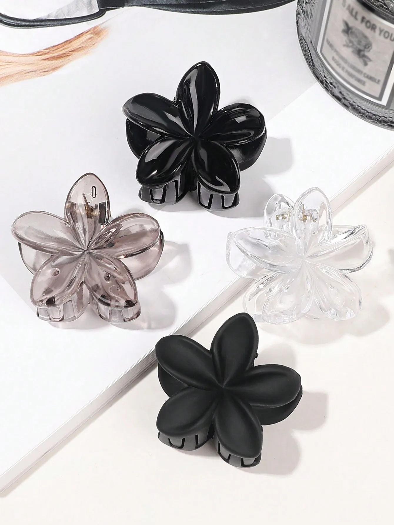 4Pcs Multicolor Flower Hair Claw Clips for Women Girls Nonslip Cute Fashion Hair Accessories Small Hairpin Crab Barrette Style